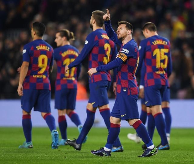  博洛尼亚中场核心梅开二度助球队完胜都灵